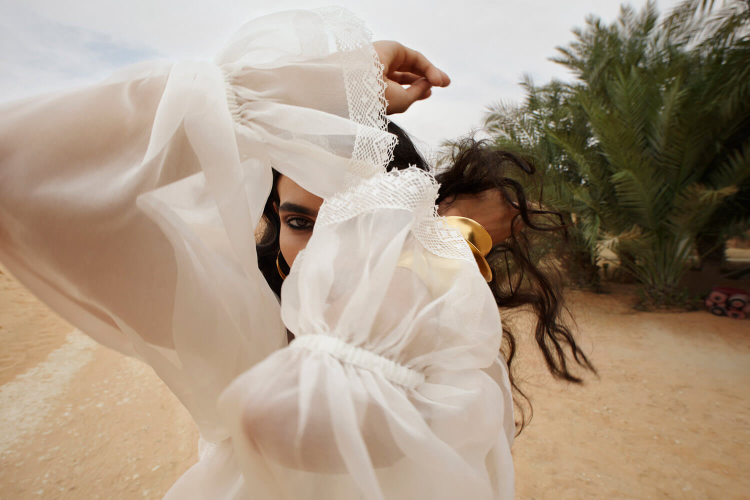 Marie Claire b Marie Claire b